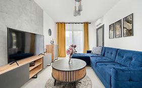 Lux Traugutta Apartment With Air Conditioning, Sauna, Parking And Gym By Noclegi Renters